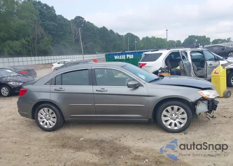 2013 Chrysler 200 Lx из США, поврежденный, VIN 1C3CCBAB8DN608510